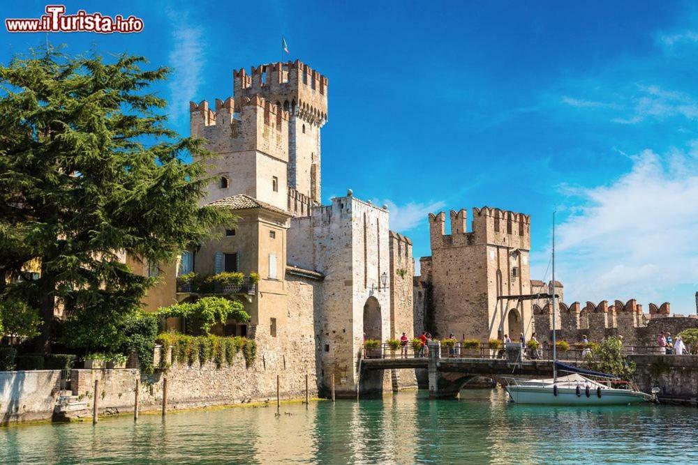 Lucky Apartment Sirmione Exteriér fotografie